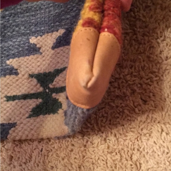 Aztec Rug Wool Purse with leather detailing - Picture 7 of 9